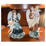 Vintage Pair of Porcelain Angels - 2