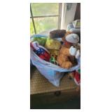 BAG OF PLUSH AND TOYS
