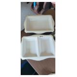 2 WORLDWIDE OVEN DISHES