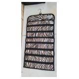 JEWELRY HANGING BAG