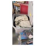 TOTE OF PANTS *MIXED SIZES