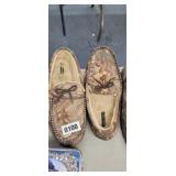 CAMO SLIPPERS SIZE XL