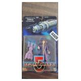BABYLON 5 DELENN FIGURINE