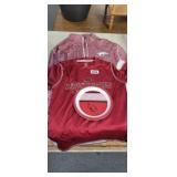 2 RAZORBACK SHIRTS AND PLATE