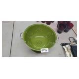 GREEN STRAINER
