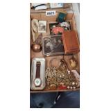 FLAT OF JEWELRY