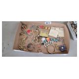 FLAT OF JEWELRY