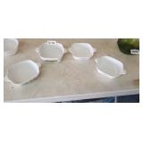 (4) 750ml CORNING WARE DISHES