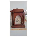 MANTLE CLOCK WITH STORAGE