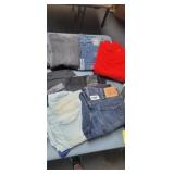 LOT OF JEANS *MOSTLY SIZE 38 AND 39