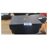 JORDAN SHOES SIZE 8C  (USED)