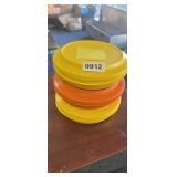(3) VINTAGE TUPPERWARE FOOD SAVERS WITH LIDS