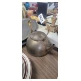 TEA KETTLE, NEEDS CLEANING