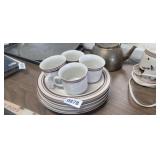 LOT OF OLD TOWNE STONEWARE DINNERWARE