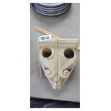 2 CORBELS