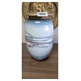 BLUE AND WHITE CERAMIC VASE