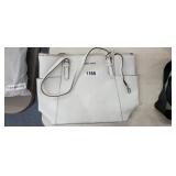 WHITE MICHAEL KORS PURSE