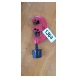 SMALL PIPE CUTTER