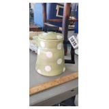 SQUARE NEST PORCELAIN TEAPOT