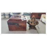 WOODEN BOX AND INKWELL TYPE DECOR