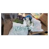 3 BAGS OF FLORAL DECOR