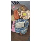 LOT OF PURSES