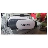 VIRTUAL REALITY HEADSET