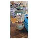 VINTAGE COLEMAN LANTERN