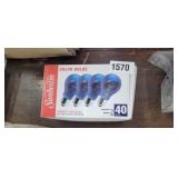 4 COLOR BULBS