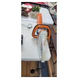 STIHL HEDGE TRIMMER WITH BLADE COVER