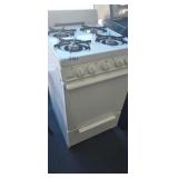 APARTMENT SIZE GAS STOVE