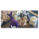 LOT OF PLUSH ANIMALS