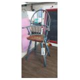 DOLL SIZE CHAIR