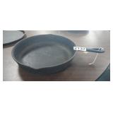 10" CAST IRON SKILLET