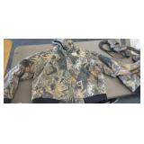 GUNFLINT, HOODED JACKET, SIZE ?