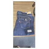 LEVIS JEANS 32 X 32