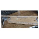 FISHING FILLET AND MEASURING BOARD