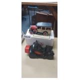 1929 FORD WOODY WAGON & AVON BOTTLE CAR