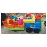 FISHER PRICE LITTLE PEOPLE CHOO-CHOO ZOO TRAIN
