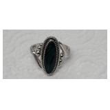 STERLING SILVER RING SIZE 8
