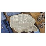 TRAIN CAKE MOLD