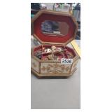 MUSIC BOX OF JEWELRY