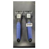 (2) ICE SCRAPPERS, NEW