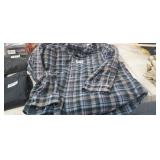 CARHARTT FLANNEL SIZE XL