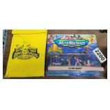 MICRO MACHINES PINK POWER RANGER AND LUNCH BOX