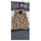 ANIMAL PRINT VEST *LOOKS LARGE/XL