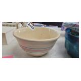 VINTAGE 8in MIXING BOWL