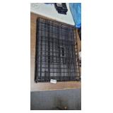 SMALL/MED PET KENNEL