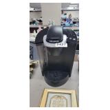 KEURIG COFFEE MACHINE
