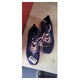 WOMENS SHOES *SIZE WORN OFF